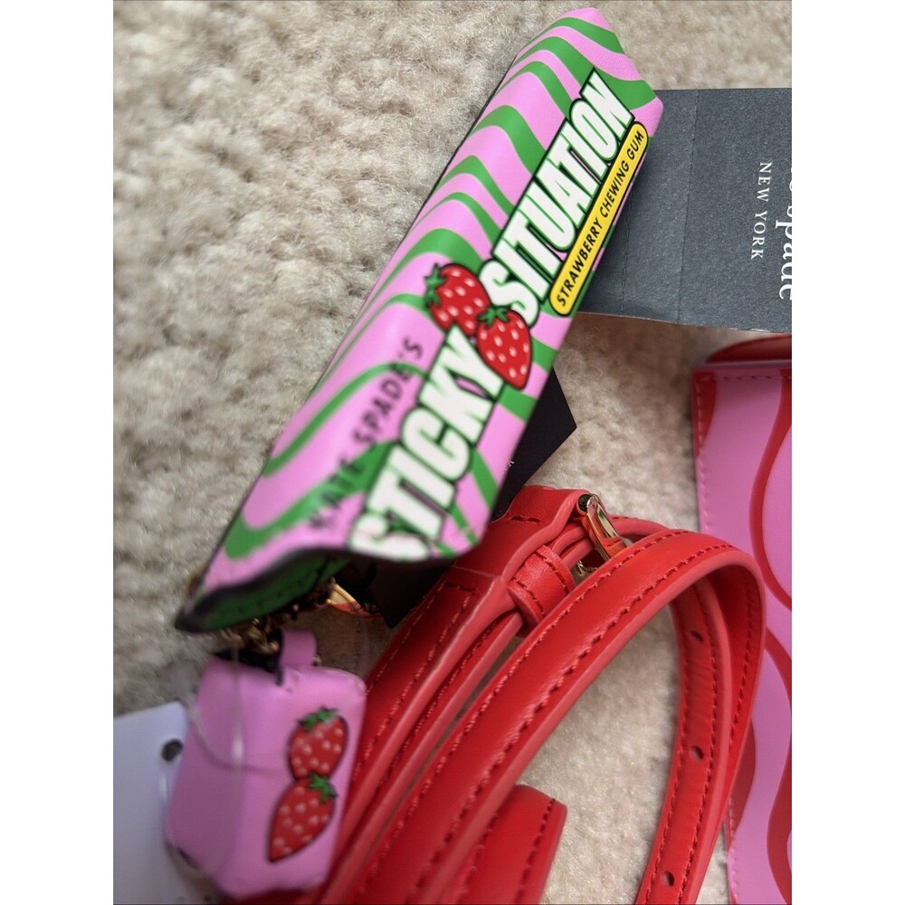 KATE SPADE Treat Yourself Bubblegum Crossbody Card Case Bag Charm Set Of 3 NWT - Picture 3 of 4